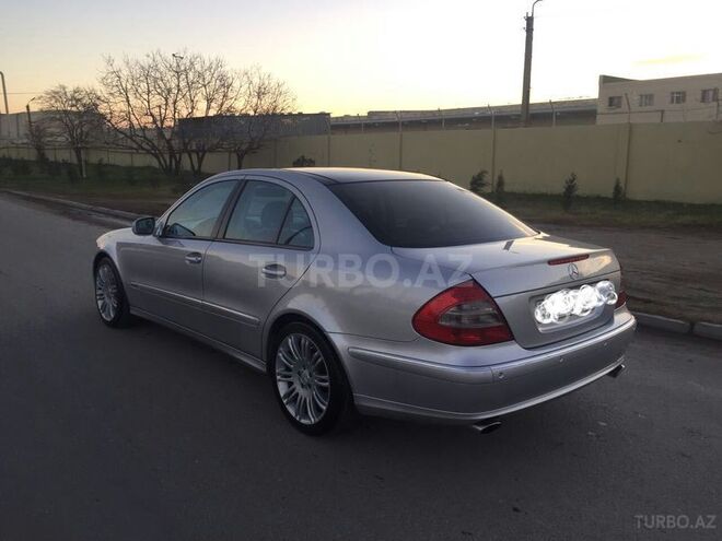Mercedes E 320 2003, 198,000 km - 3.2 л - Sumqayıt