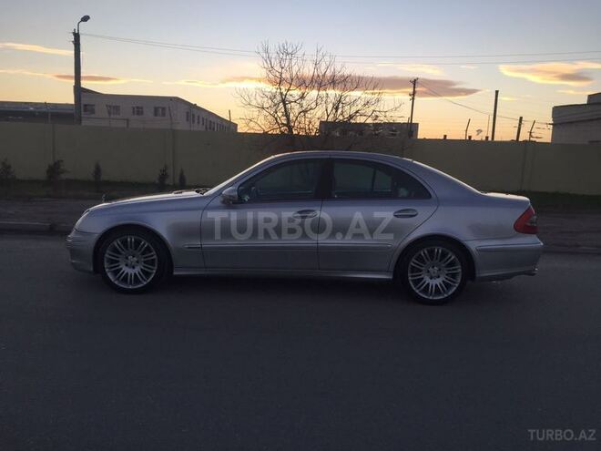 Mercedes E 320 2003, 198,000 km - 3.2 л - Sumqayıt
