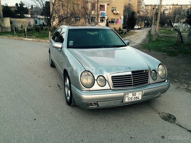 Mercedes E 280 1996, 268,000 km - 2.8 l - Sumqayıt