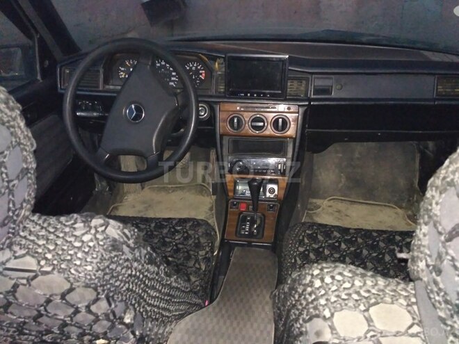 Mercedes 190 1991, 350,000 km - 2.0 l - Sumqayıt
