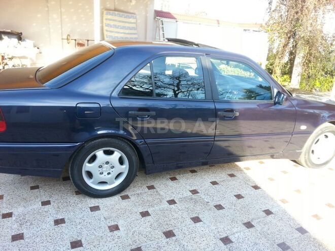 Mercedes C 200 1999, 335,000 km - 2.0 л - Masallı