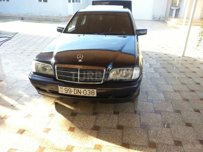 Mercedes C 200 1999, 335,000 km - 2.0 л - Masallı