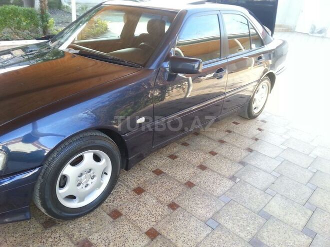 Mercedes C 200 1999, 335,000 km - 2.0 л - Masallı
