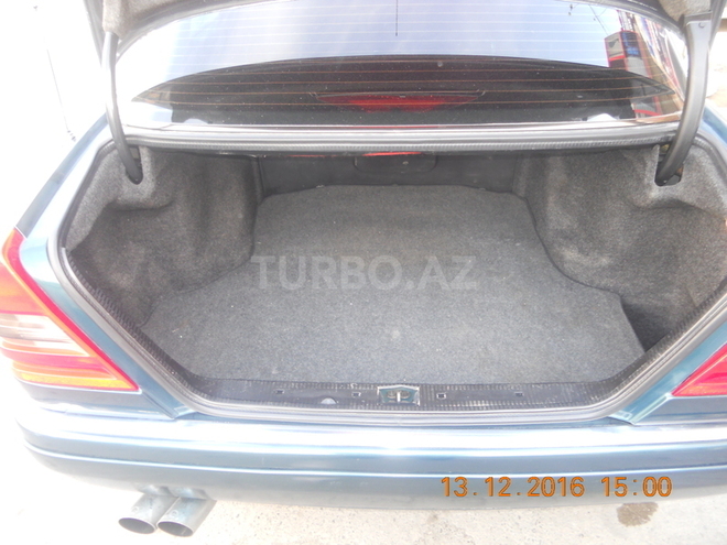 Mercedes C 200 1995, 317,000 km - 2.0 l - Bakı