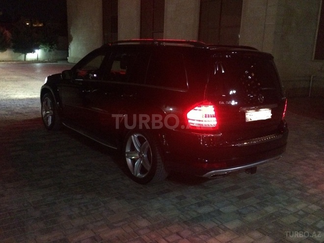 Mercedes GL 550 2010, 117,000 km - 5.5 l - Bakı