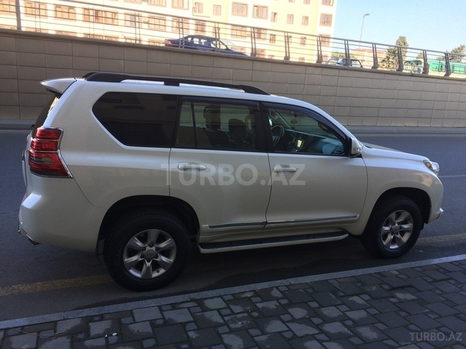 Toyota Prado 2010, 72,000 km - 2.7 l - Bakı