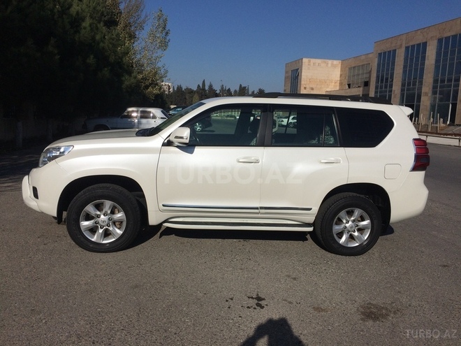 Toyota Prado 2010, 72,000 km - 2.7 l - Bakı