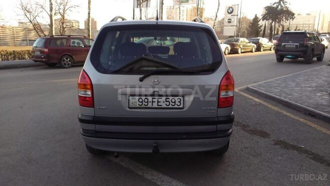 Opel Zafira 1999, 235,000 km - 2.0 л - Bakı