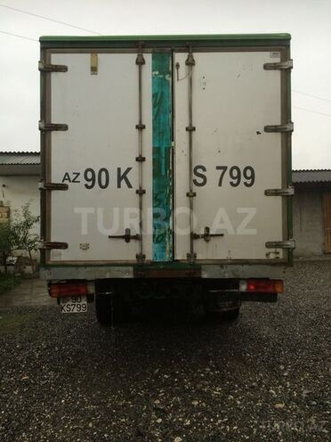 Mercedes Atego 814 1997, 735,000 km - 4.3 л - Quba