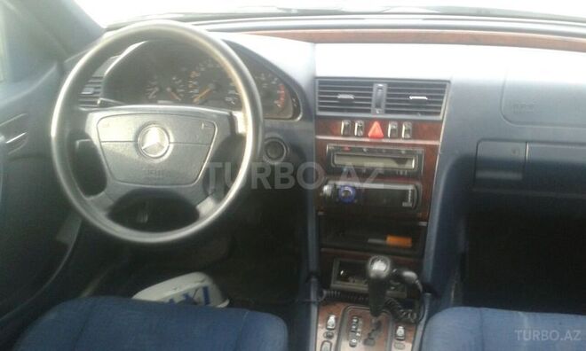 Mercedes C 220 2000, 310,000 km - 2.2 l - Sumqayıt