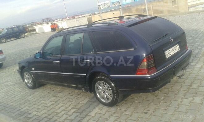 Mercedes C 220 2000, 310,000 km - 2.2 l - Sumqayıt