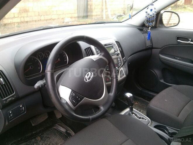 Hyundai i30 2011, 15,000 km - 1.6 l - Quba