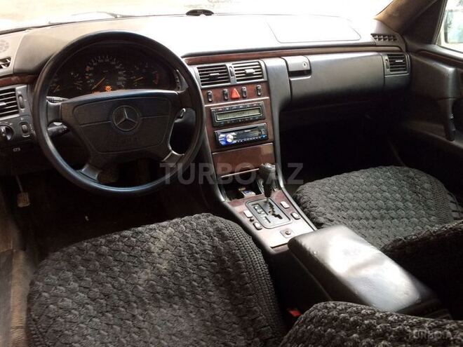 Mercedes E 290 1996, 200,000 km - 2.9 l - Bakı