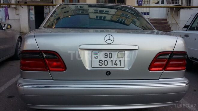 Mercedes E 320 2000, 184,000 km - 3.2 l - Bakı
