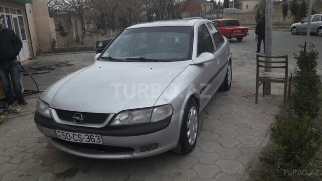 Opel Vectra 1997, 225,000 km - 2.0 l - Sumqayıt