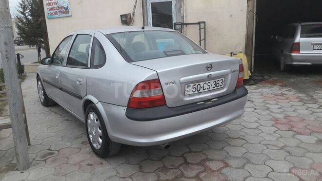 Opel Vectra 1997, 225,000 km - 2.0 l - Sumqayıt