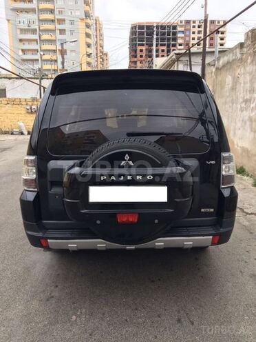 Mitsubishi Pajero 2007, 108,000 km - 3.0 l - Bakı
