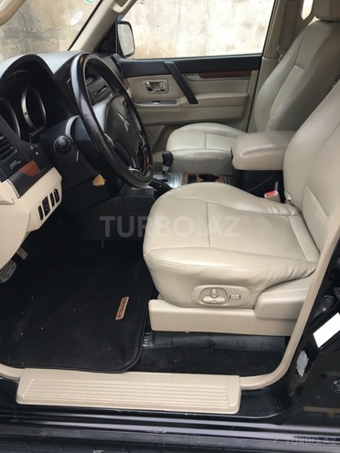 Mitsubishi Pajero 2007, 108,000 km - 3.0 l - Bakı