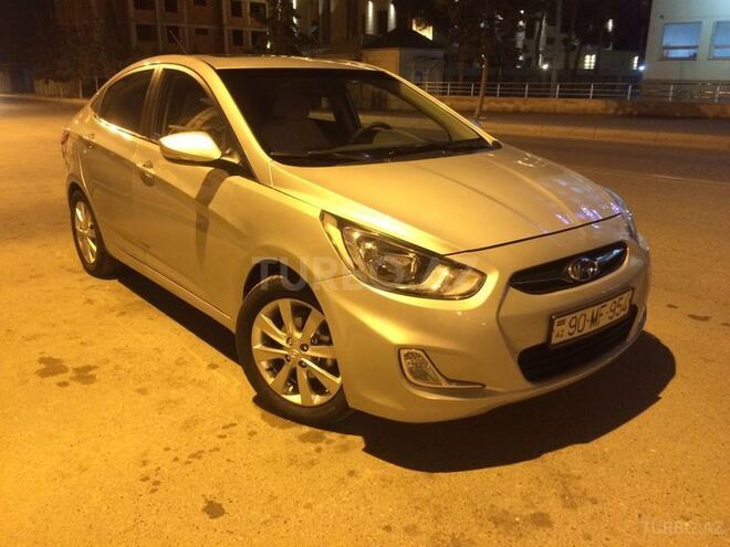 Hyundai Accent 2011, 120,000 km - 1.6 l - Bakı
