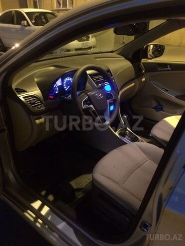 Hyundai Accent 2011, 120,000 km - 1.6 l - Bakı