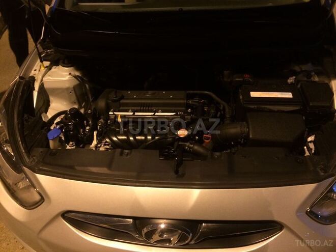 Hyundai Accent 2011, 120,000 km - 1.6 l - Bakı