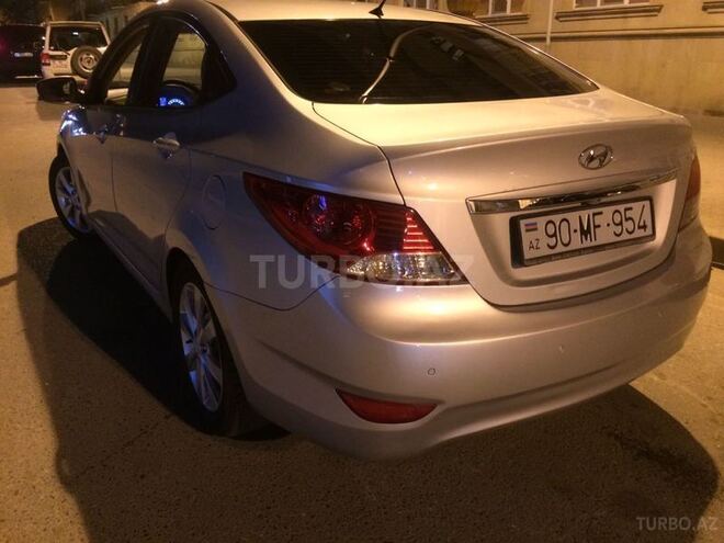 Hyundai Accent 2011, 120,000 km - 1.6 l - Bakı