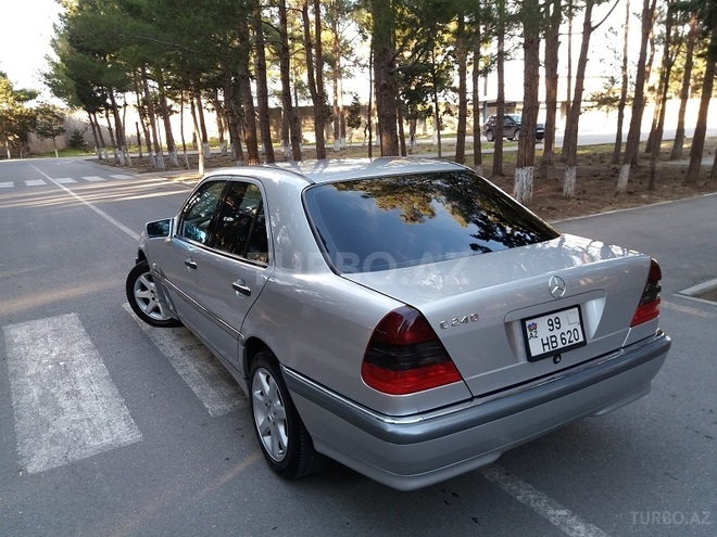 Mercedes C 240 2000, 195,000 km - 2.4 l - Sumqayıt