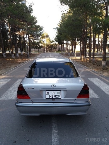 Mercedes C 240 2000, 195,000 km - 2.4 l - Sumqayıt