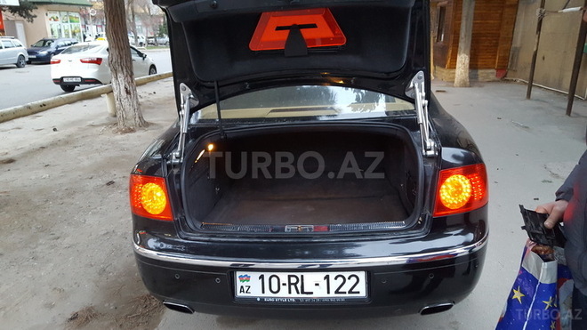 Volkswagen  2003, 175,000 km - 4.2 l - Bakı