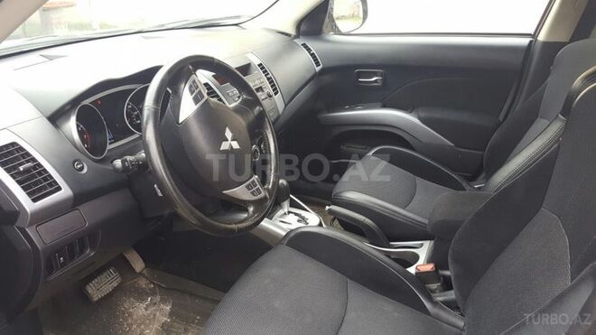 Mitsubishi Outlander 2012, 36,000 km - 2.4 л - Bakı