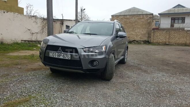 Mitsubishi Outlander 2012, 36,000 km - 2.4 л - Bakı