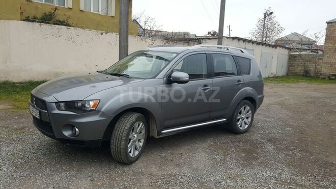 Mitsubishi Outlander 2012, 36,000 km - 2.4 л - Bakı