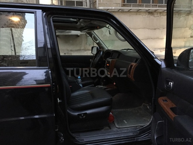 Nissan Patrol 2007, 59,600 km - 4.8 l - Bakı