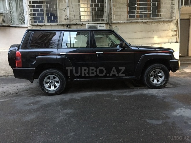 Nissan Patrol 2007, 59,600 km - 4.8 l - Bakı