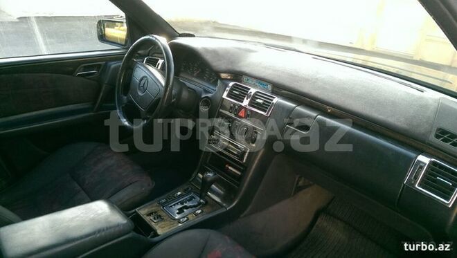 Mercedes E 240 1997, 350,000 km - 2.4 л - Ağstafa