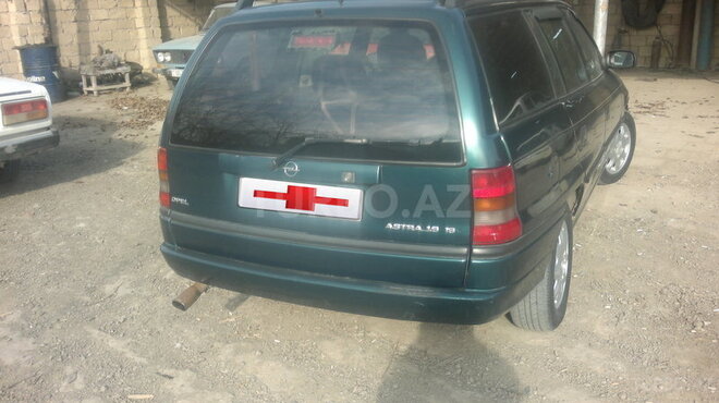 Opel Astra 1997, 340,000 km - 1.6 l - Bakı