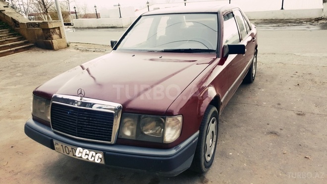 Mercedes E 260 1989, 359,000 km - 2.6 l - Bakı
