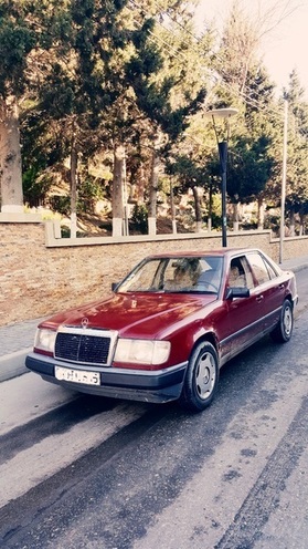 Mercedes E 260 1989, 359,000 km - 2.6 l - Bakı