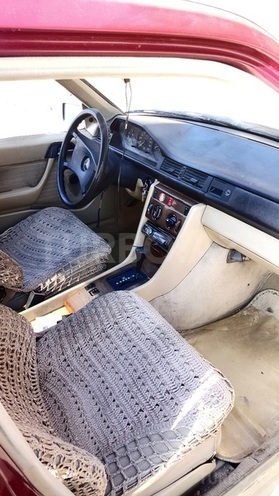 Mercedes E 260 1989, 359,000 km - 2.6 l - Bakı