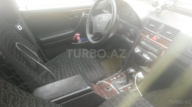 Mercedes C 230 1996, 181,616 km - 2.3 л - Bakı