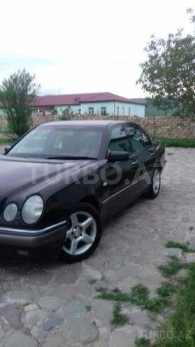 Mercedes E 230 1997, 290,000 km - 2.3 l - Lənkəran