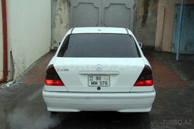 Mercedes C 230 2000, 193,000 km - 2.3 l - Bakı
