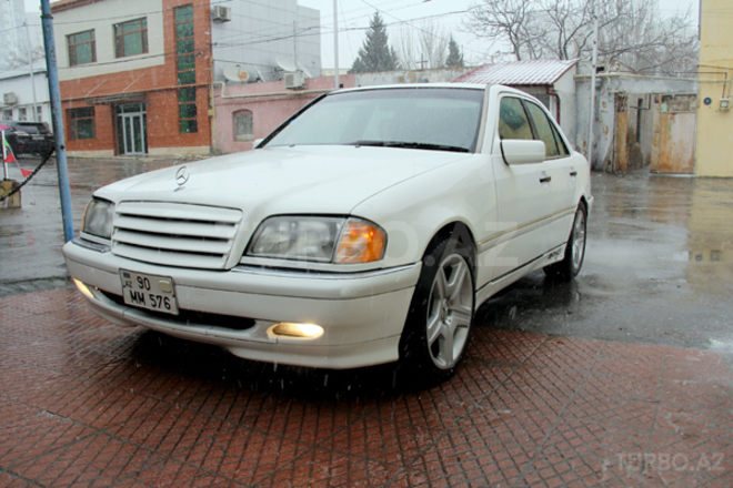 Mercedes C 230 2000, 193,000 km - 2.3 l - Bakı