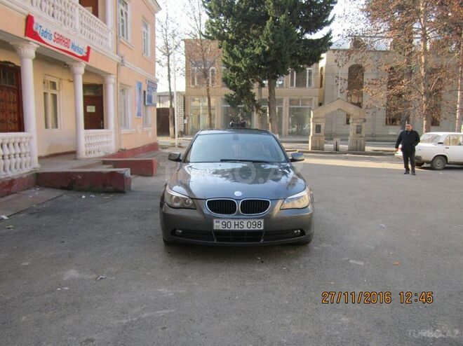 BMW 523 2007, 210,000 km - 2.5 l - Qazax