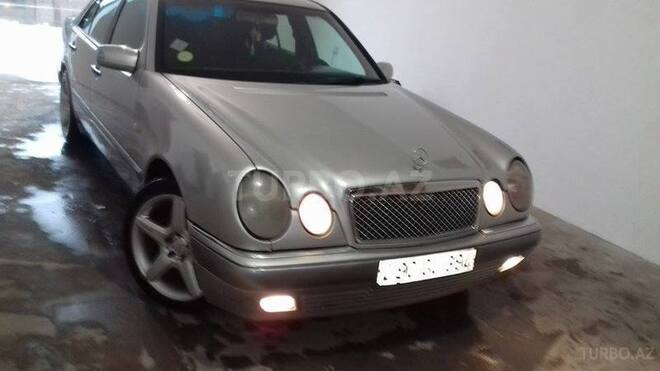 Mercedes E 240 1997, 274,134 km - 2.4 l - Bakı