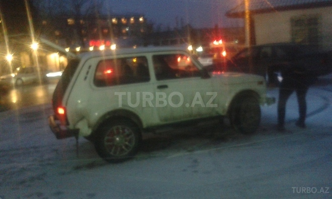 LADA (VAZ) Niva 2013, 9,600 km - 1.7 l - Bakı