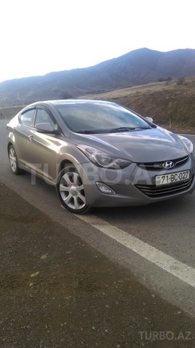 Hyundai Elantra 2012, 151,500 km - 1.8 л - 