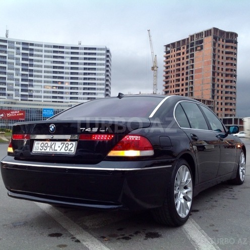 BMW 745 2003, 200,000 km - 0.4 l - Bakı