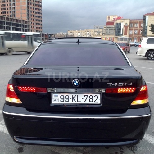 BMW 745 2003, 200,000 km - 0.4 l - Bakı