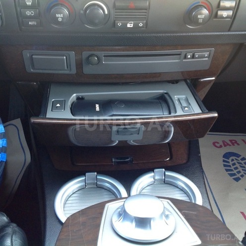 BMW 745 2003, 200,000 km - 0.4 l - Bakı